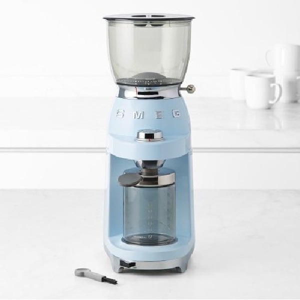 Máy xay cà phê Smeg CGF01PBEU 535.44.018 màu xanh nhạt